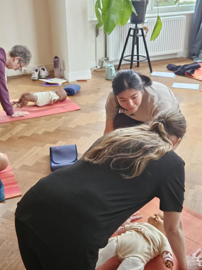 Postpartum trainen Nieuwegein, Utrecht, Vianen, Houten, IJsselstein, De Meern, Leidsche Rijn